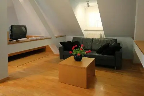 Apartments Villa Boltez