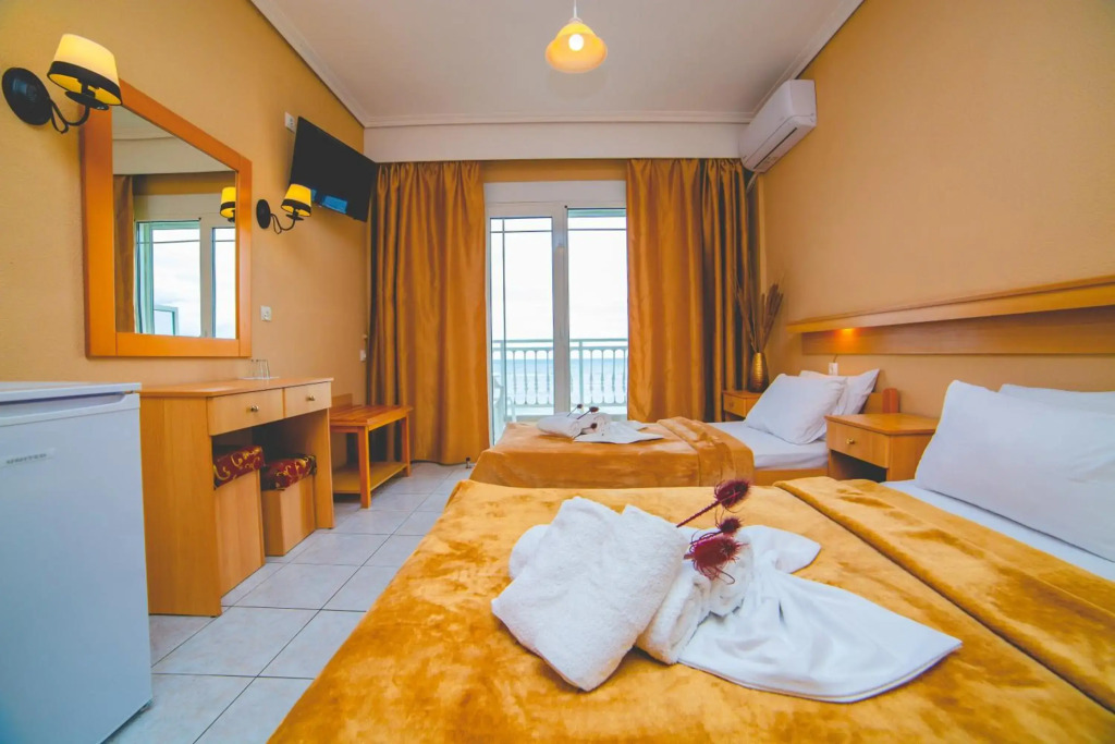 Hotel Themis