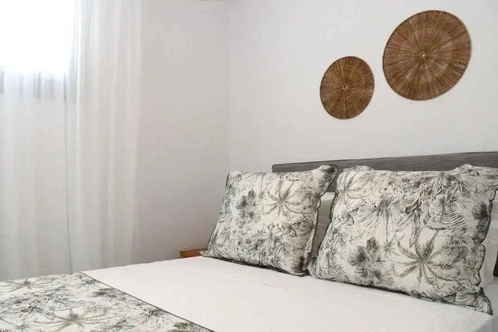 Villa Mila, Agios Prokopios beach, by NaxosVibe