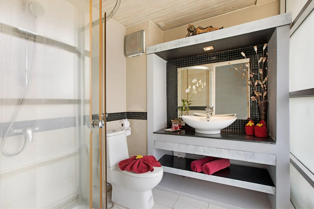 ROZ MARINE Boutique Hotel