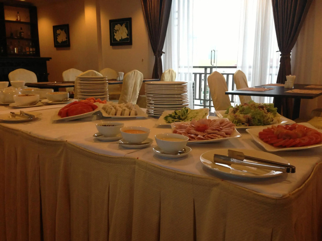 Jun Yue Hotel
