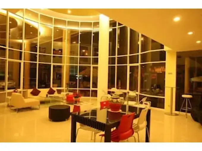 Suwannin Residence