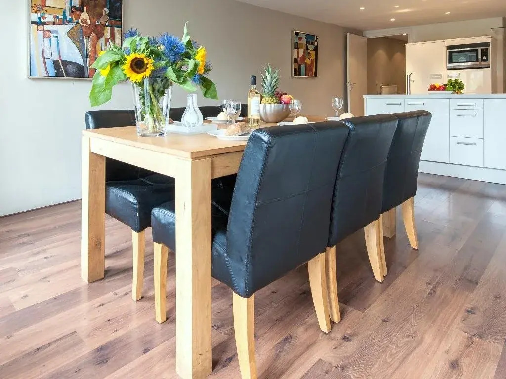 Rembrandtplein Apartment Suites