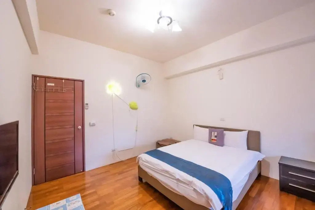 Happiness Hanada B&B