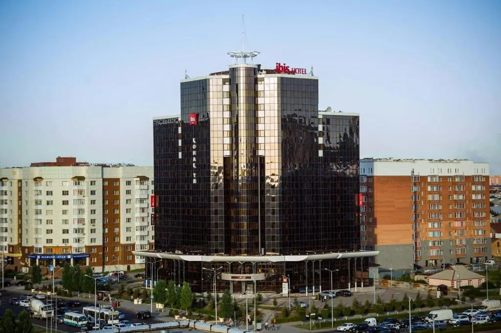 Apartment Beside Ibis Hotel
