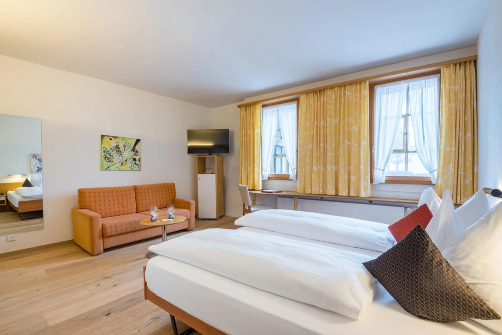 Schweizerhaus Swiss Quality Hotel