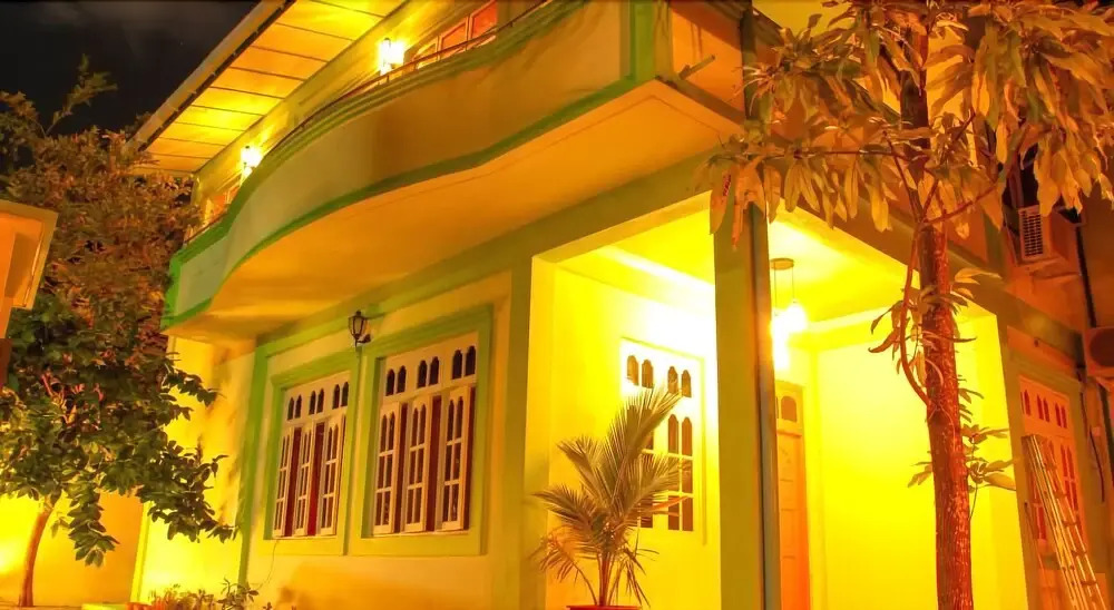 Magoodhoo Inn