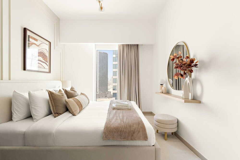 Silkhaus Premier 2BR Apartment Nearby Reem Park