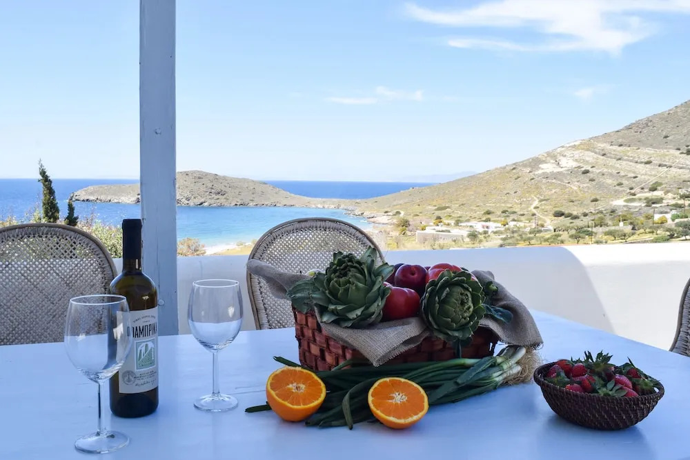 Paradise says Cnn - 2-Bed Villa in Delfini Bay