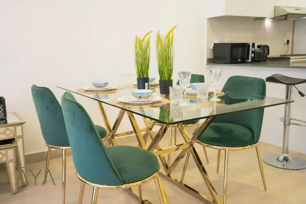 Aya - Elegant 1BR Retreat In The Heart Of JVC
