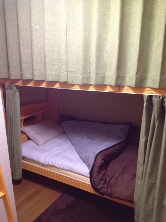 Shin-Osaka Backpacker's Hostel