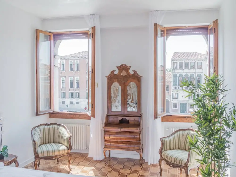 Zen Accommodations Grand Canal