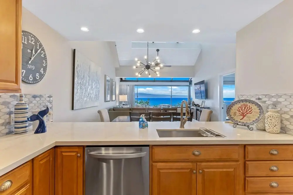 Sands Of Kahana Ph 381 3bd/3ba Of 3 Bedroom Condo by RedAwning