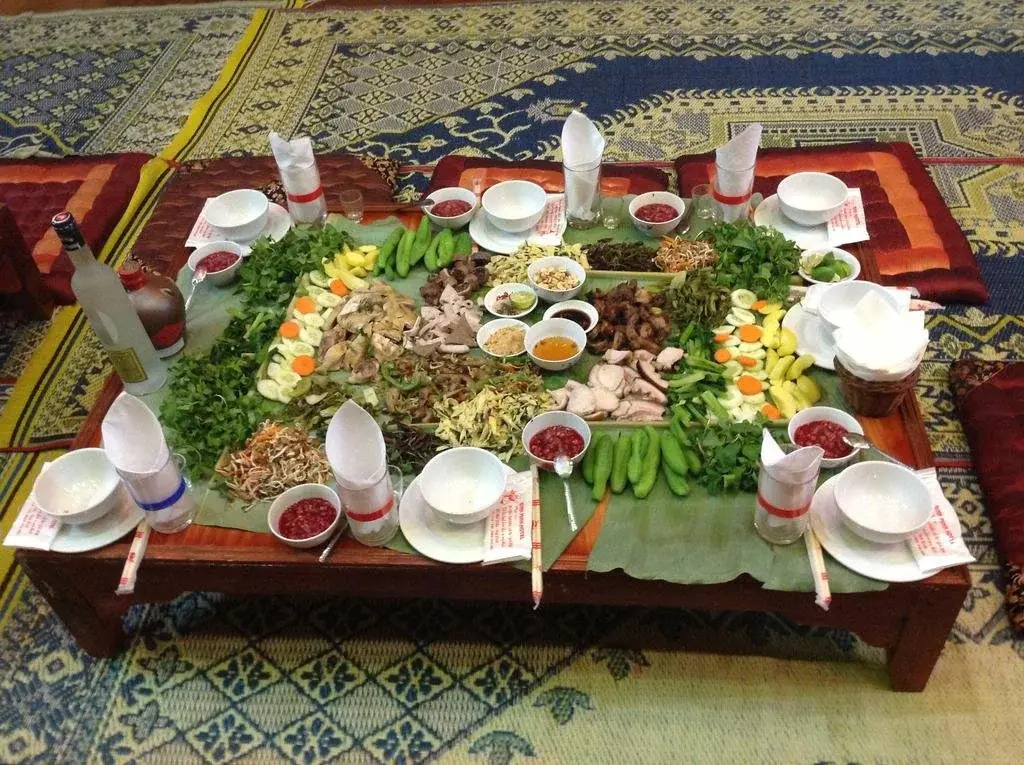 Mai Chau Bình Minh Hotel