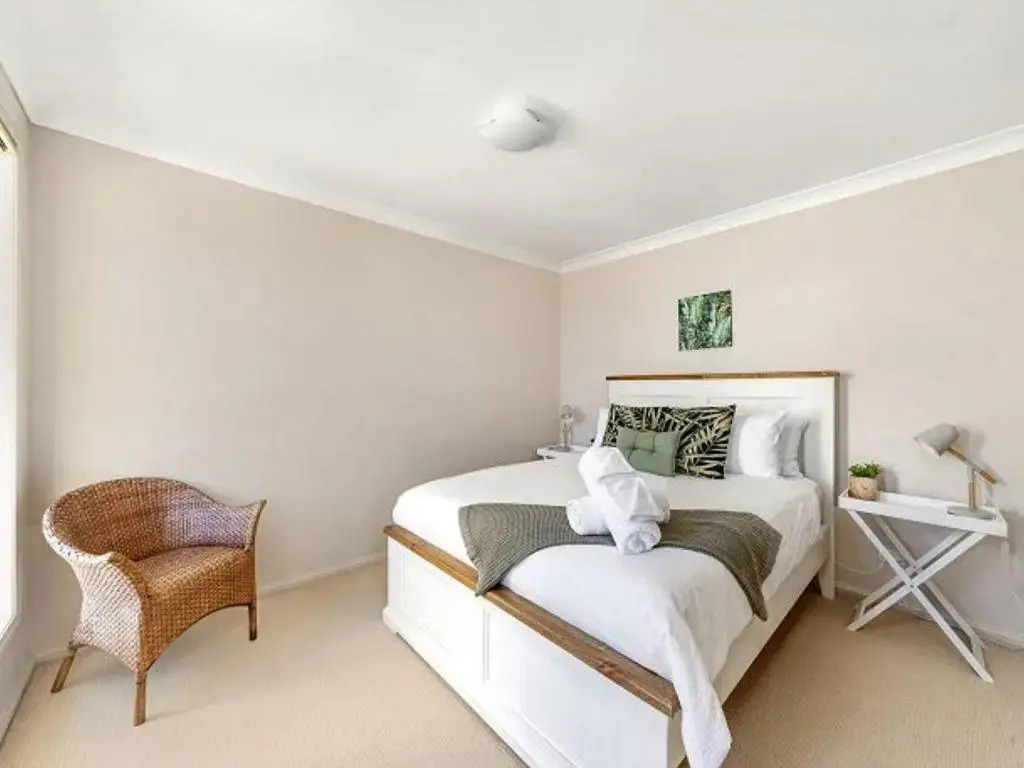 The Porthole of Huskisson by Experience Jervis Bay