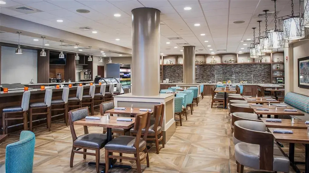 DoubleTree by Hilton Hotel West Palm Beach Airport