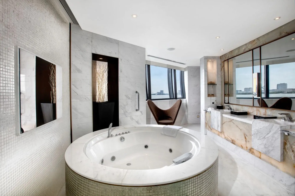 InterContinental Shanghai Harbour City by IHG