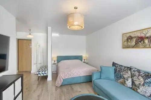 Honey apartment