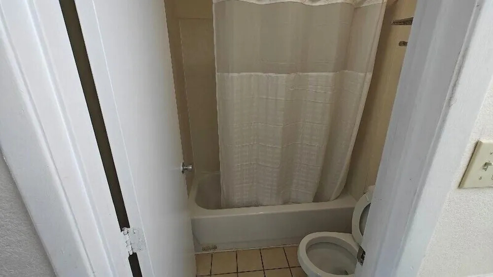 Travelodge by Wyndham Richmond Kentucky