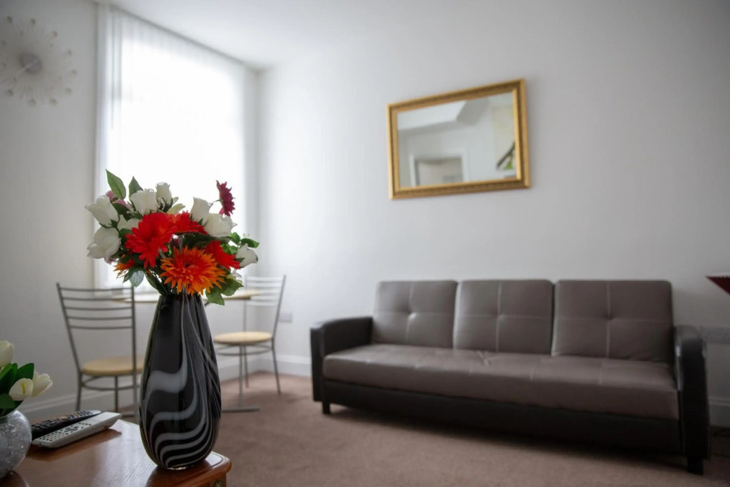 Alphalink Apartment