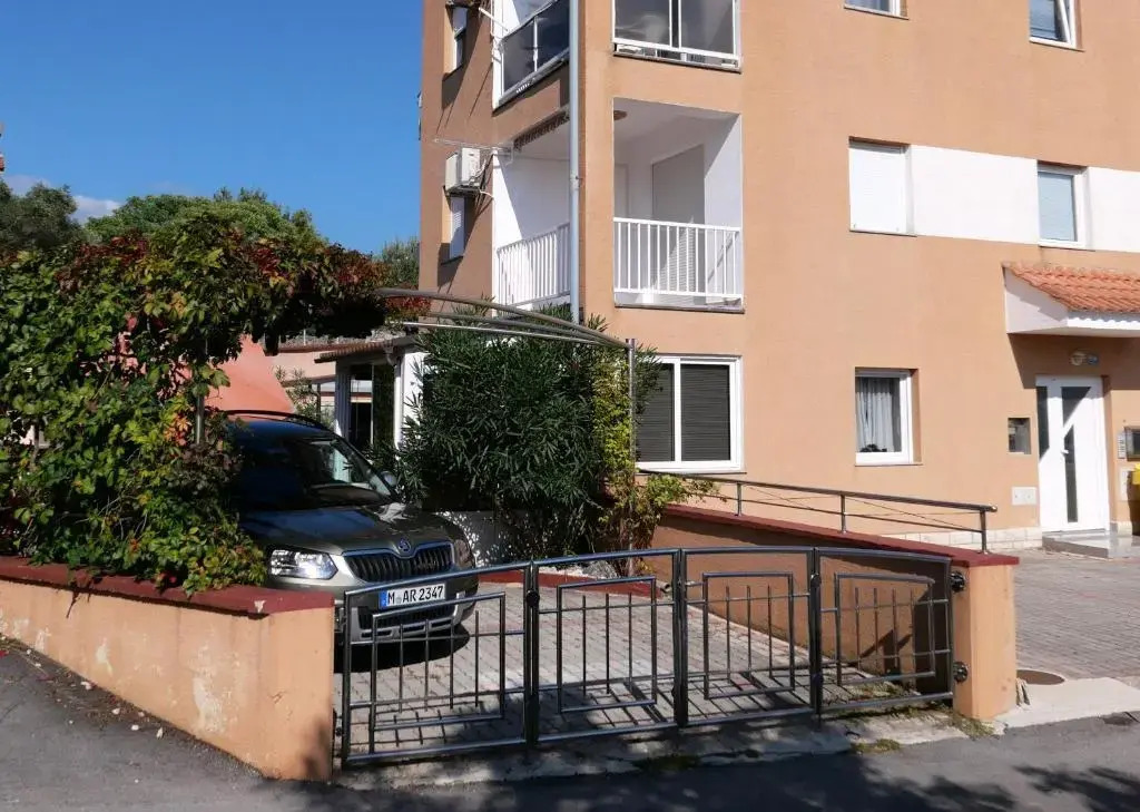 Apartman Nelamore - Krk town, 300 meters to the beach