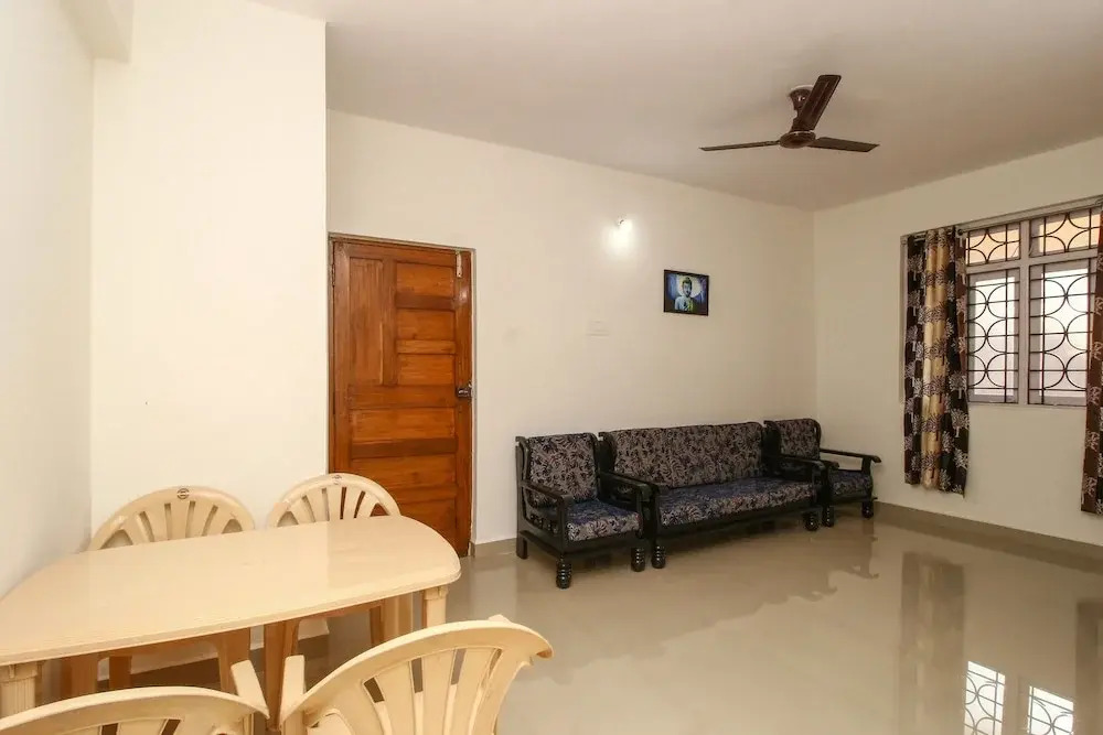 OYO 16160 Home Spacious 2BHK Margao