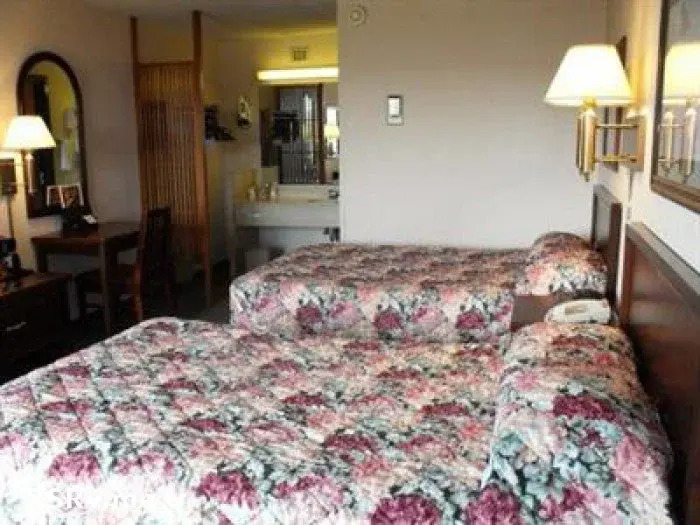 Thrifty Inn