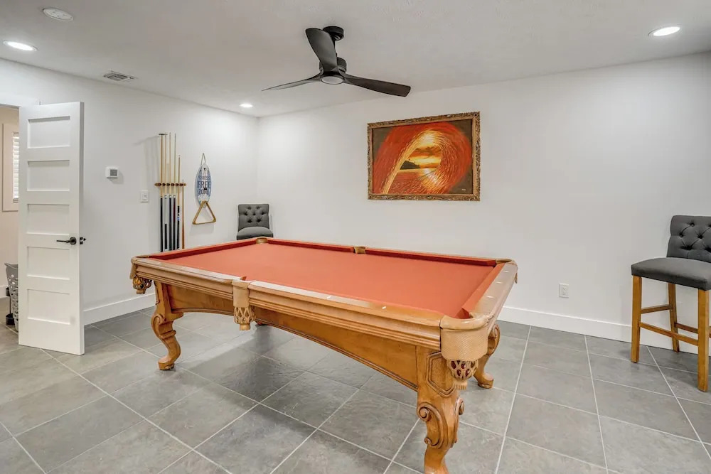 Deck + Pool Table! Walk to Dtwn Jensen Beach