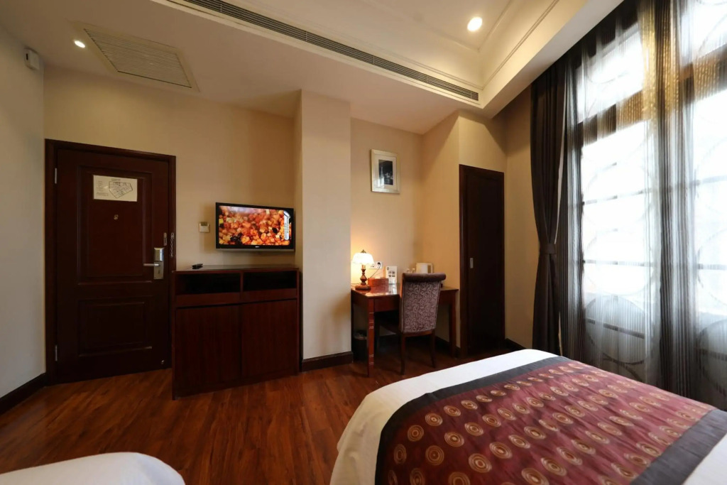 Seventh Heaven Hotel