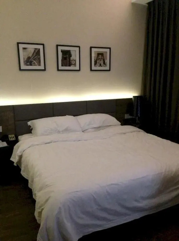 Yida Vogue Hotel