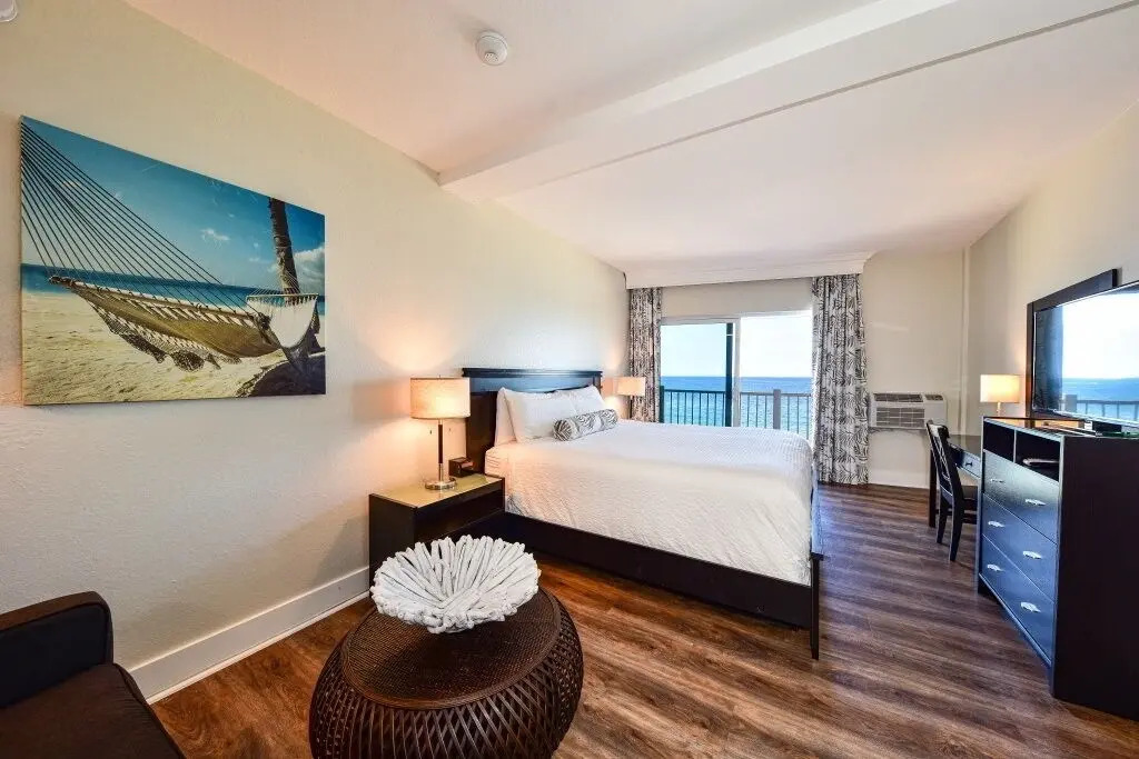 Sun Tower Hotel & Suites on the Beach