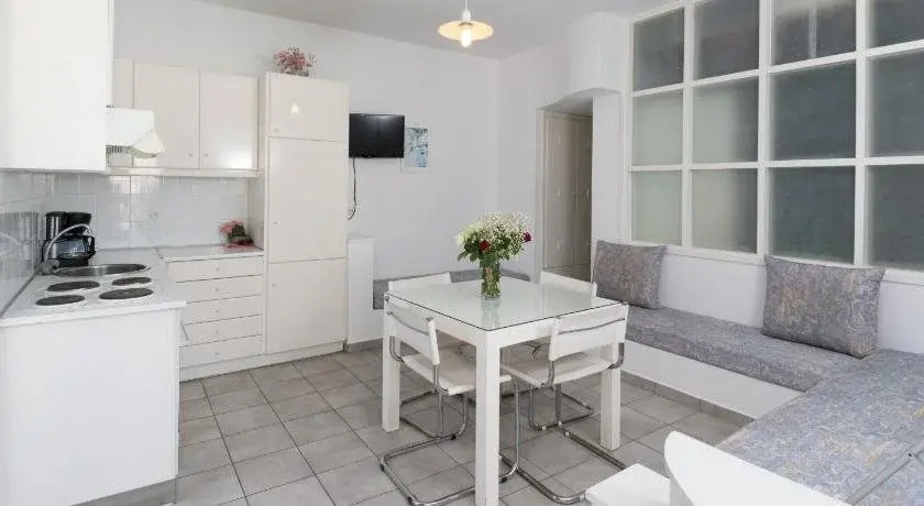 Markakis Apartments