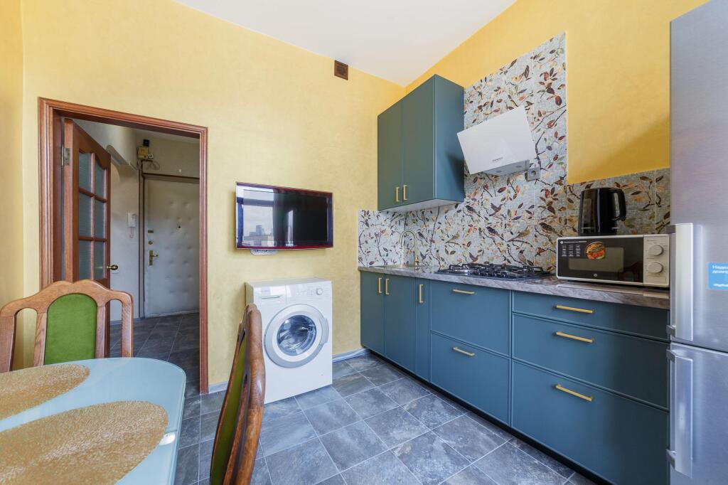 ApartLux  на улице 1905 года 4
