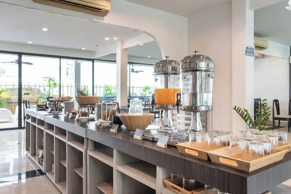 Kokotel Pattaya North Beach
