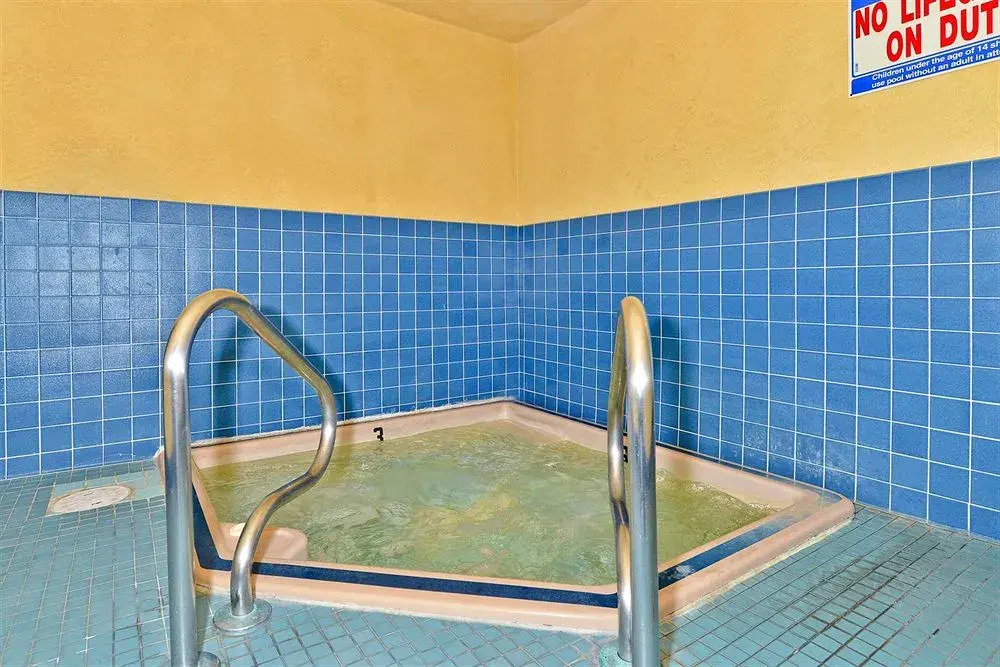 Americas Best Value Inn San Carlos