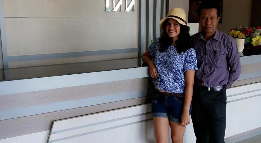 Galaxy Inn Hotel Baubau