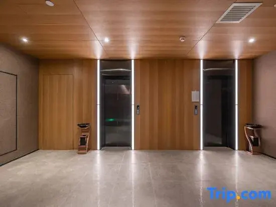 TRUE GO Hotel (Beijing Workers' Stadium Sanlitun Taikoo Li)