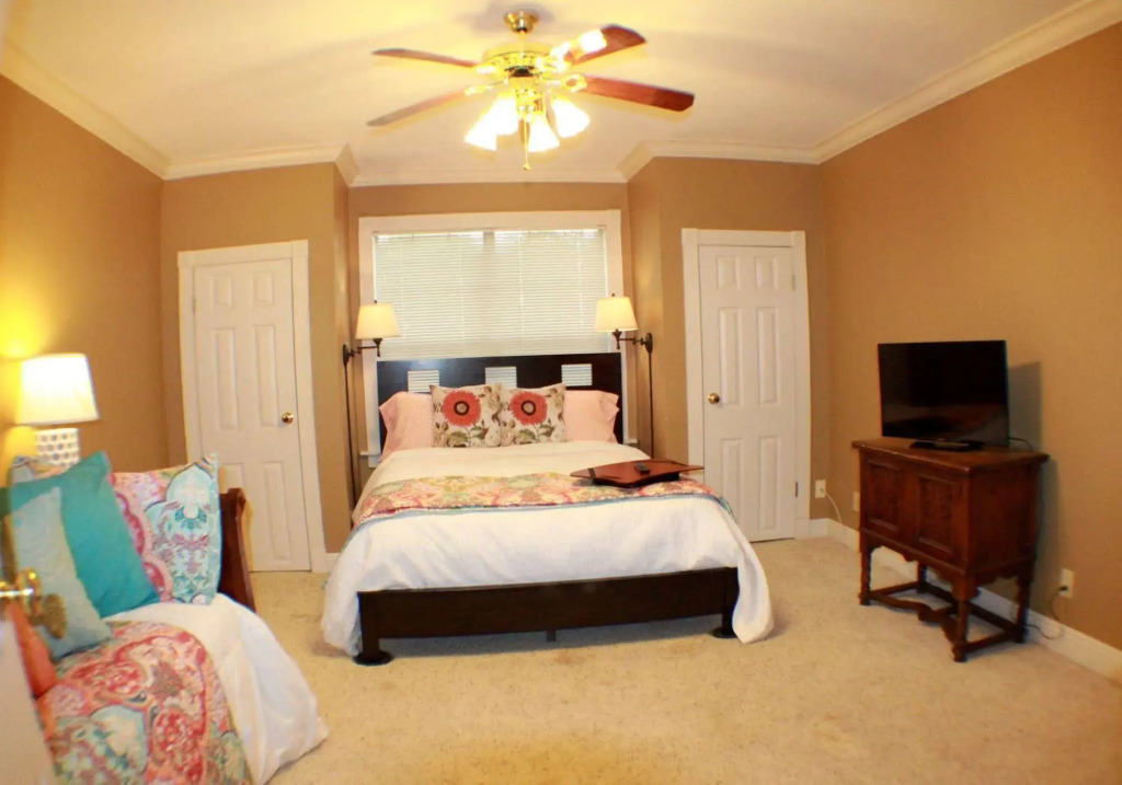 Huffman House Bed & Breakfast