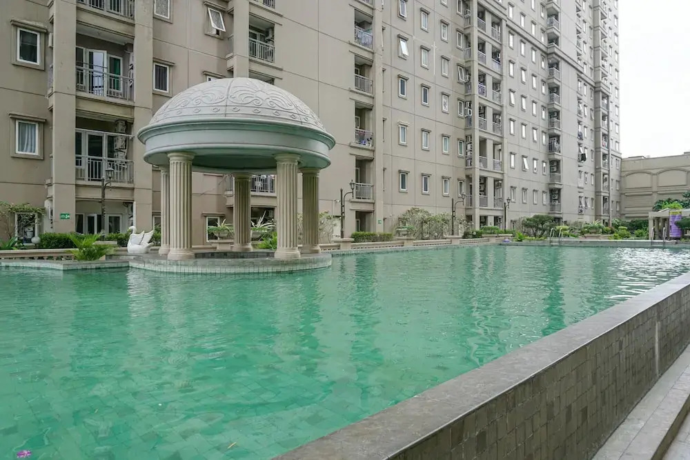 Fully Furnished with Comfortable 2BR Grand Palace Kemayoran Apartment