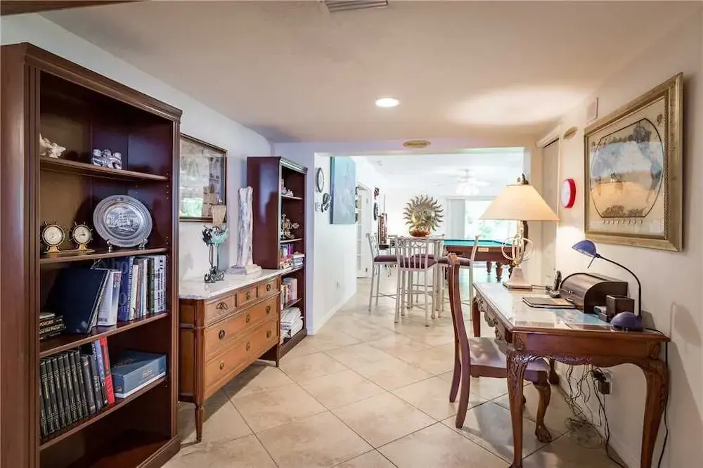 USS Gulf Breeze Beach - Five Bedroom Home