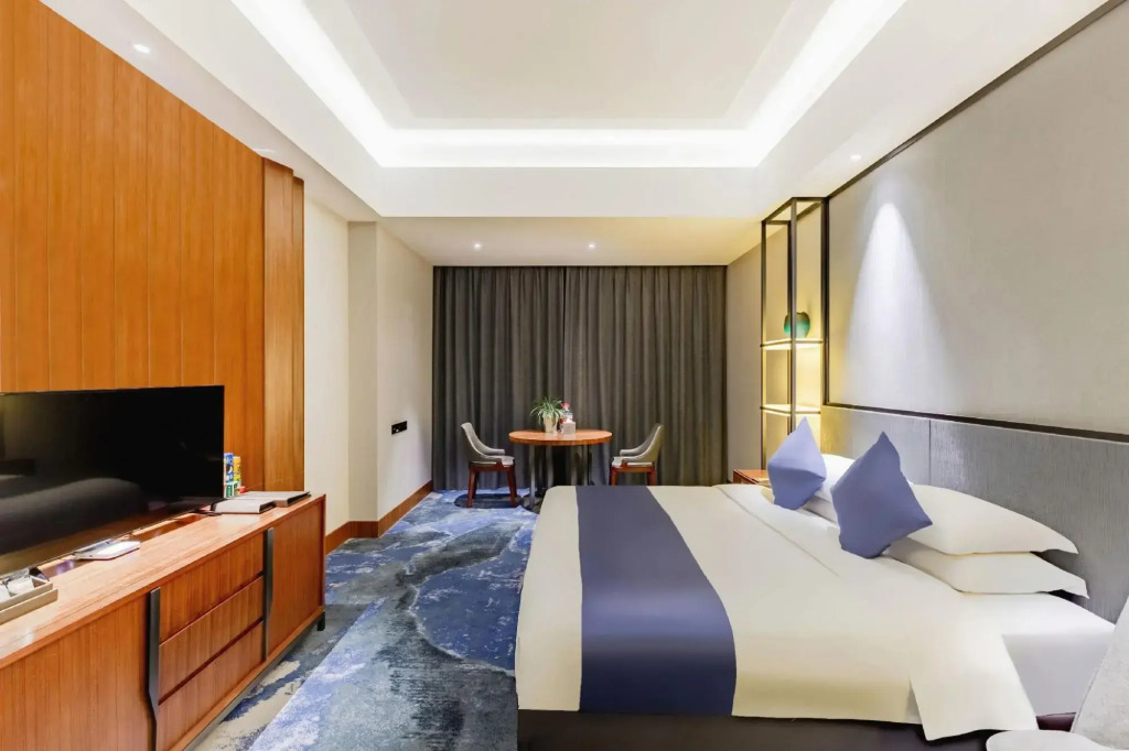Andeli Hotel