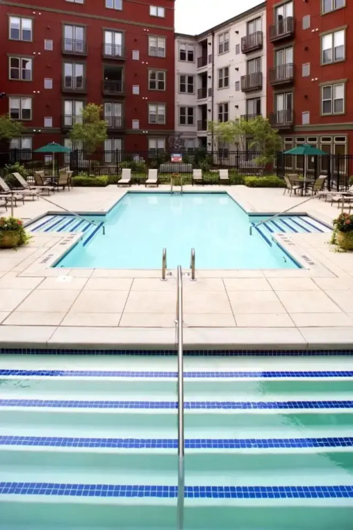 Bluebird Suites in Downtown Providence