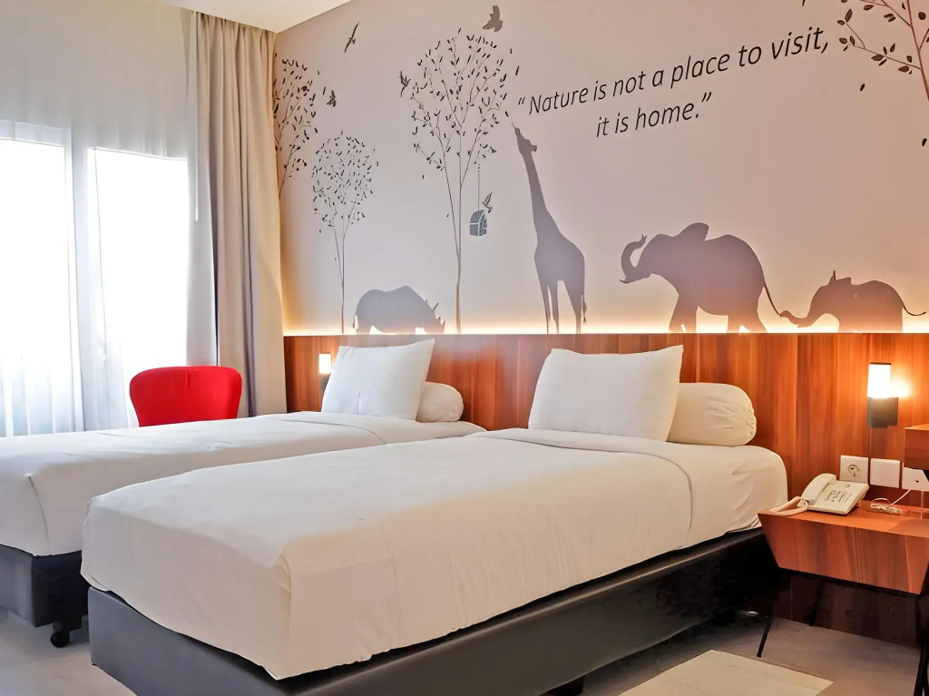 Front One Resort Magelang
