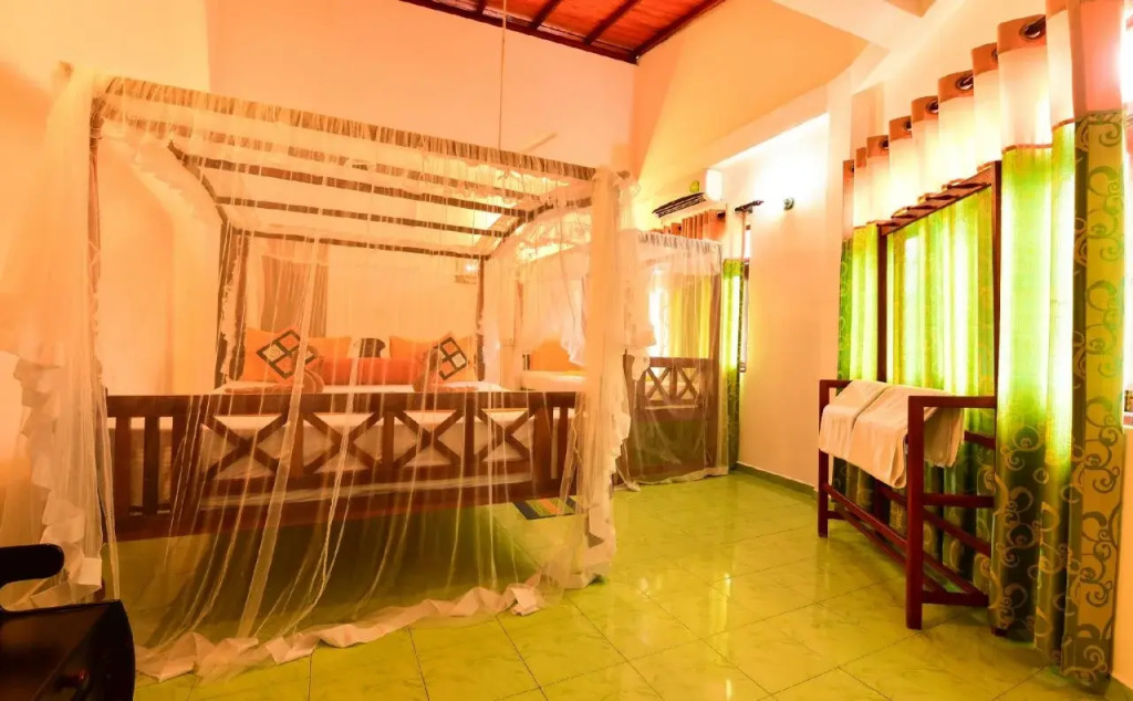 Peacock Beach Hotel Unawatuna