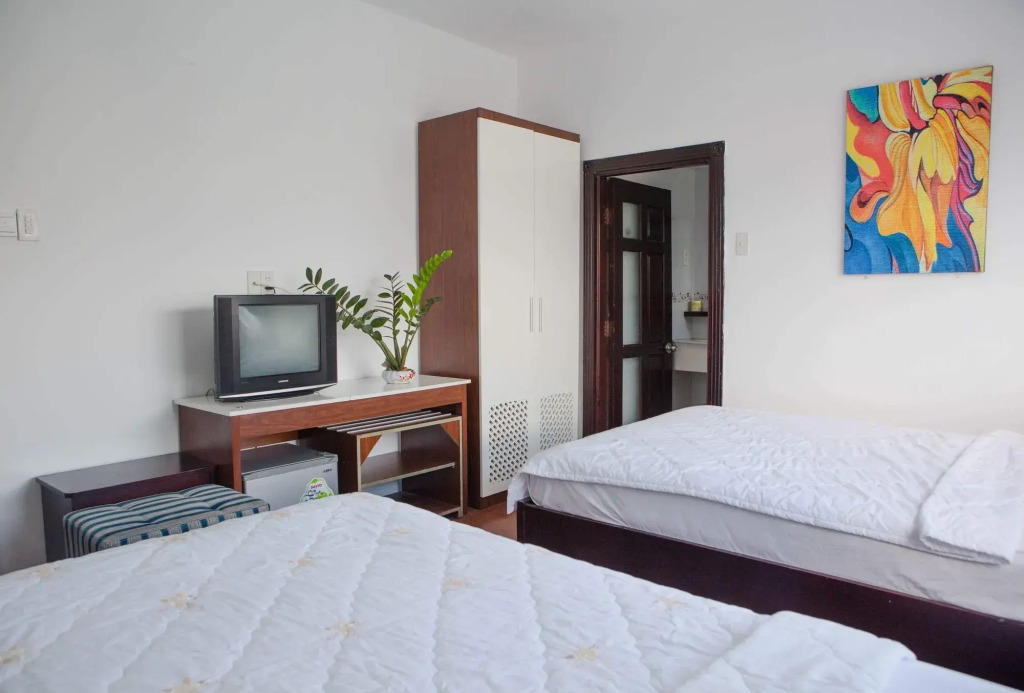 Emerald Hotel