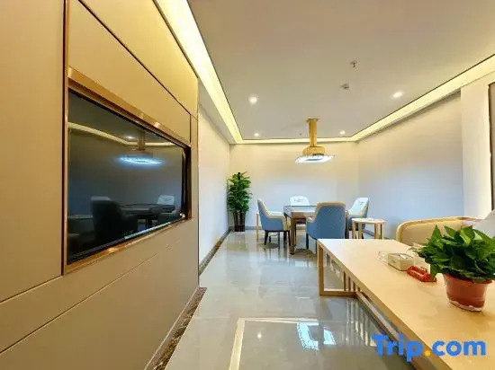 Tumadil Hotel (City Center Square Branch)