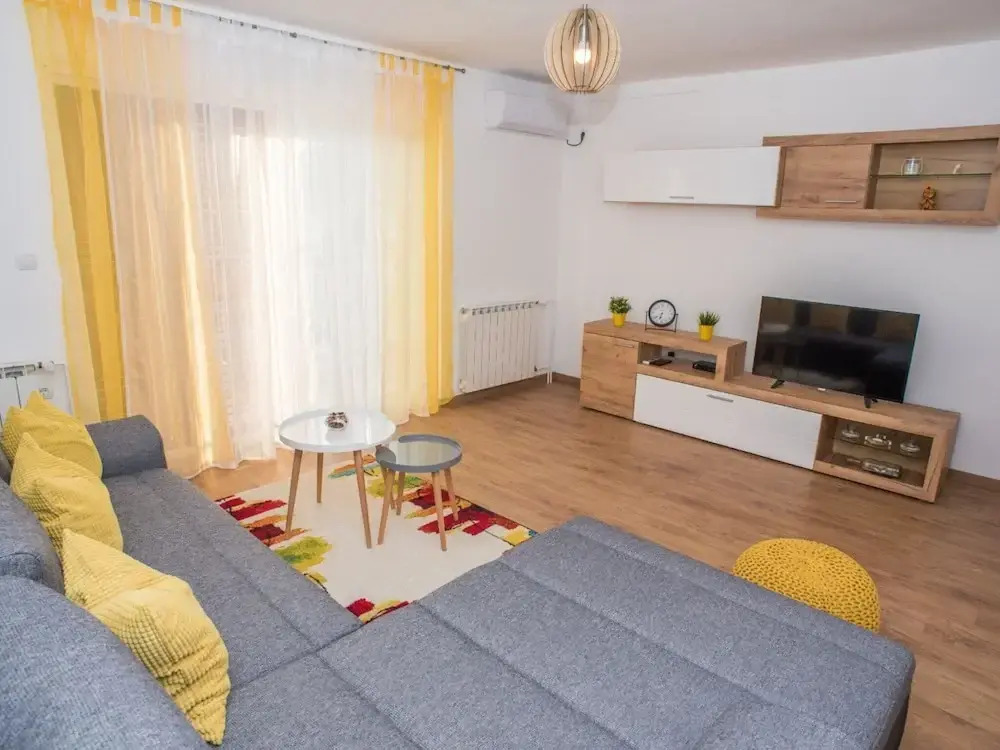 Chic Apartment Tribalj With Private Balcony