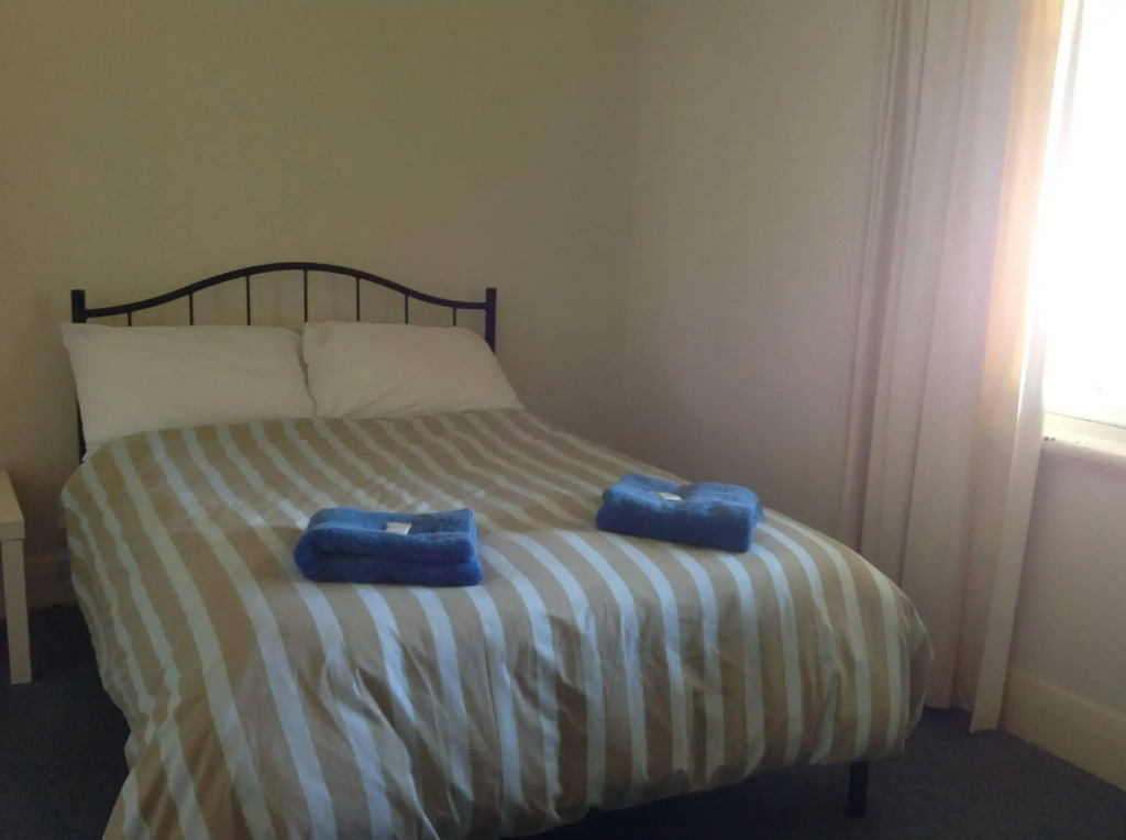 Crown Inn Hotel