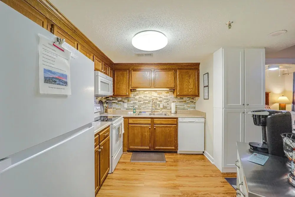 Sugar Top Resort Condo w/ Indoor Pool: 3 Mi to Ski