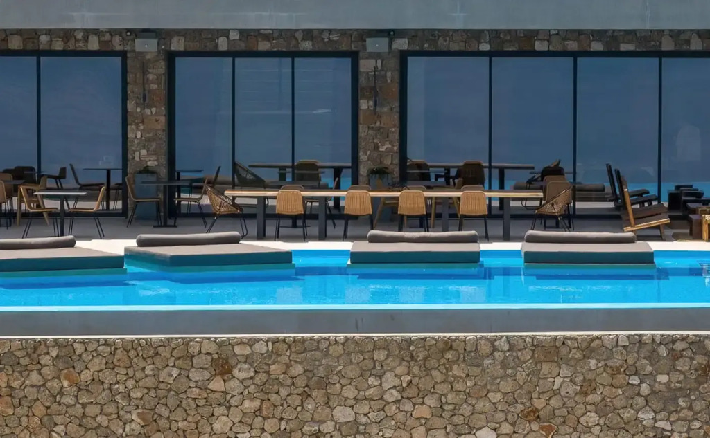 ​Le Grand Bleu Resort